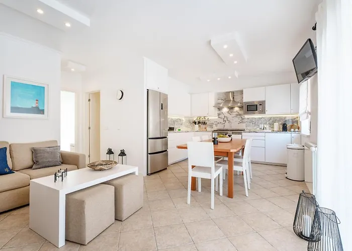 Charming Apartment-1 Minute To The * Nazaré
